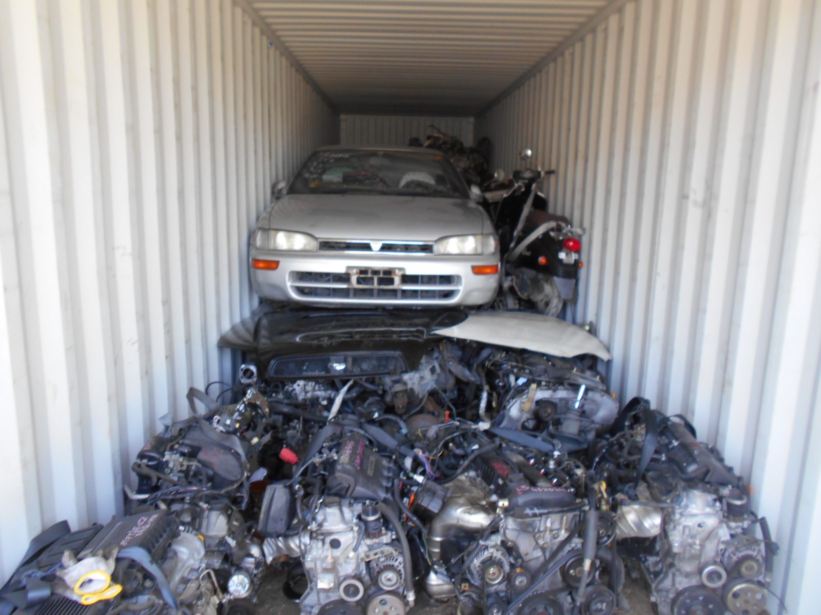 Used Japanese car parts export to Malaysia,used parts japan